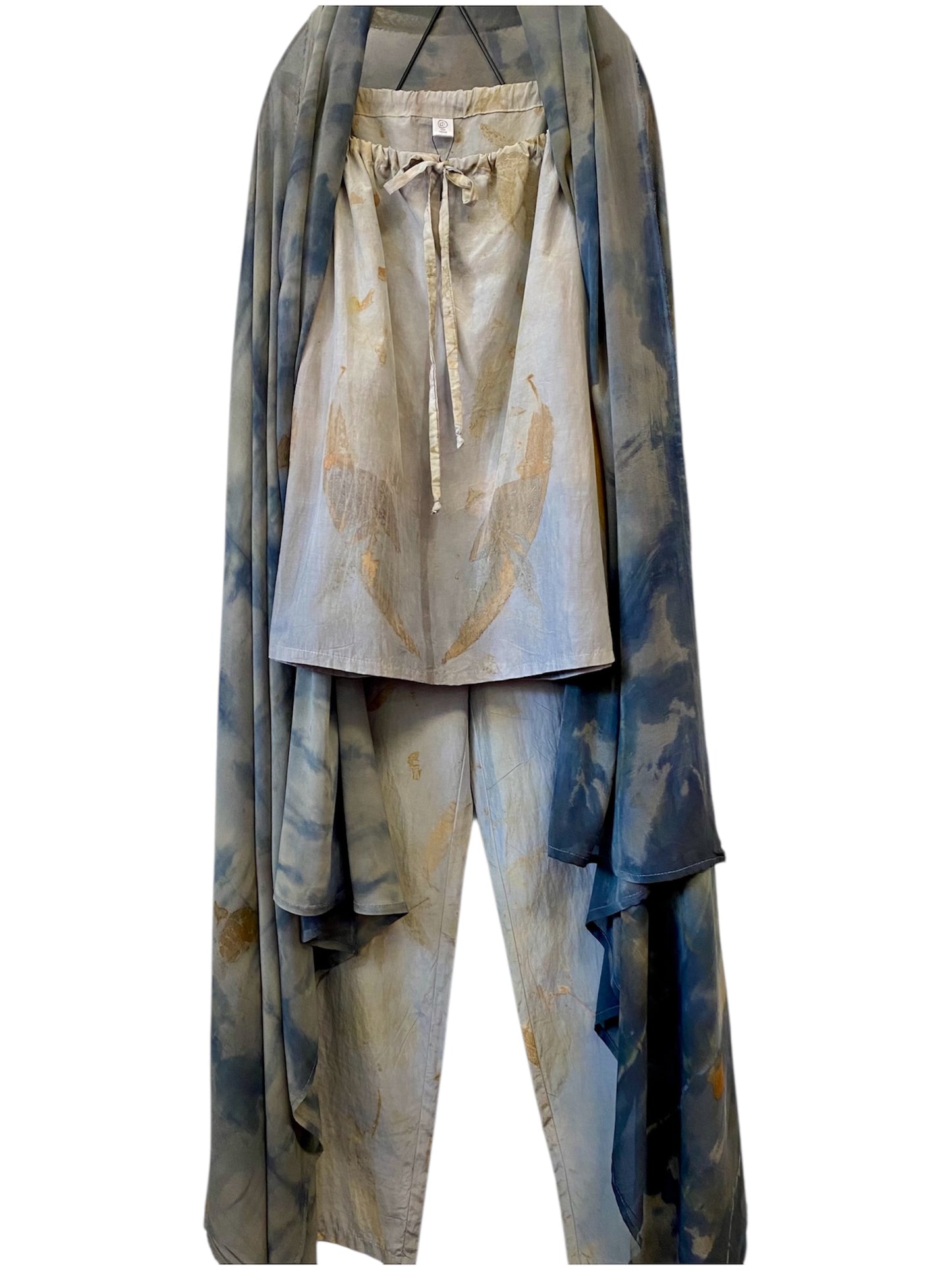 Pantalone, seta stampato e tinto con la natura