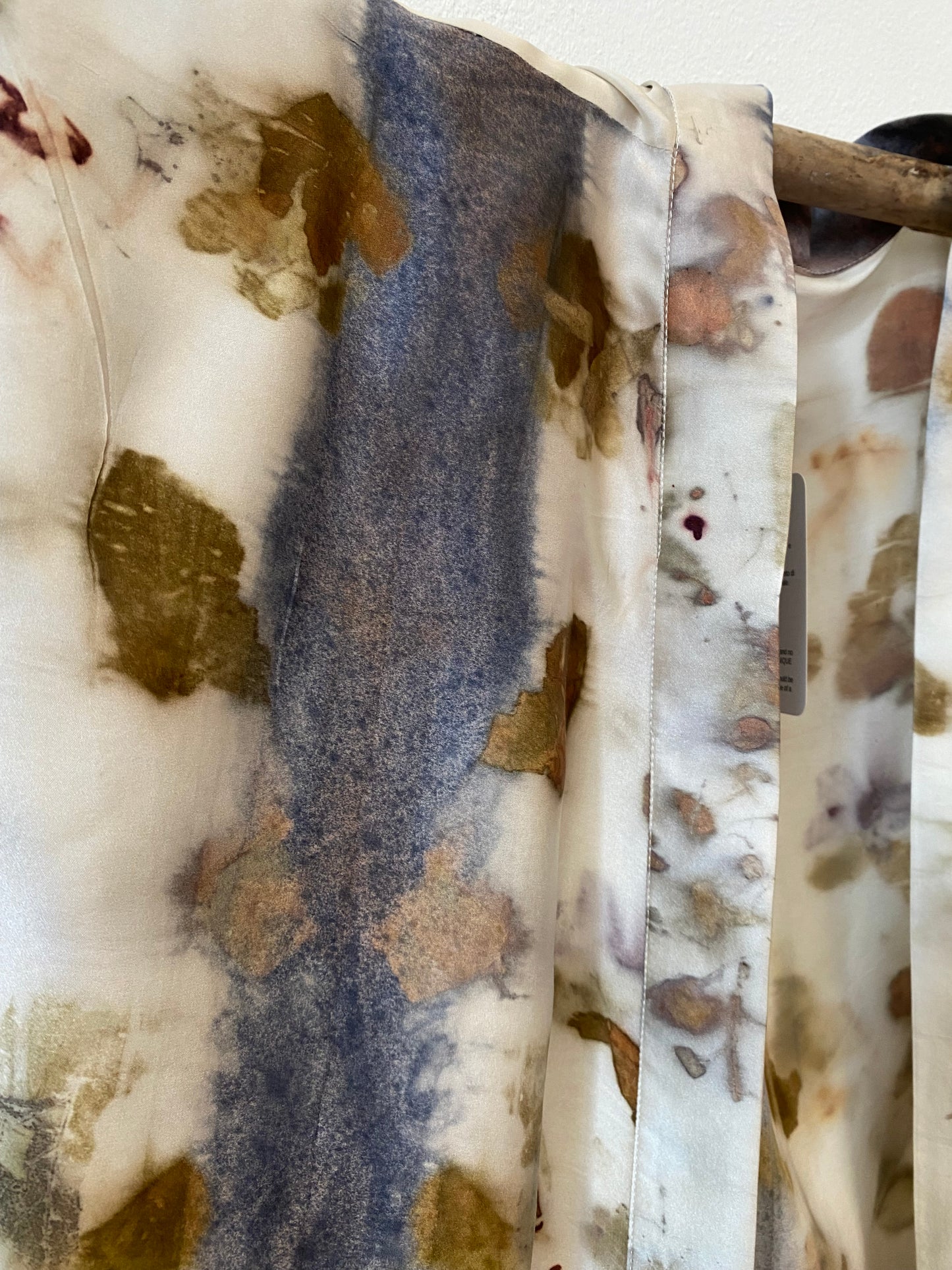 Kimono satin stampa e tintura naturale